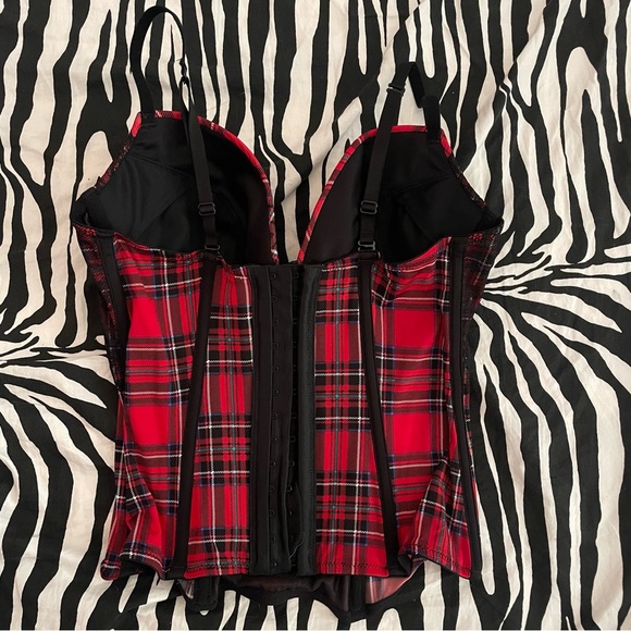 La Senza Red plaid corset bustier top 💋 - Picture 3 of 4